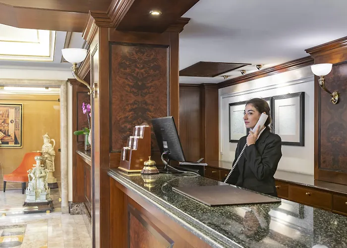 River Chateau 4* Rome