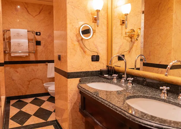 River Chateau 4* Rome
