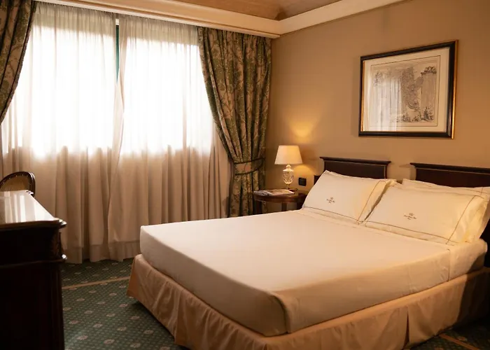 Hotel River Chateau 4*
